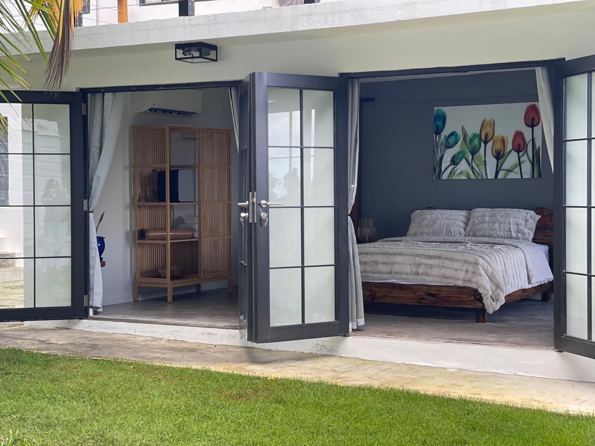 The Serene House Bed & Breakfast Лукільо Екстер'єр фото